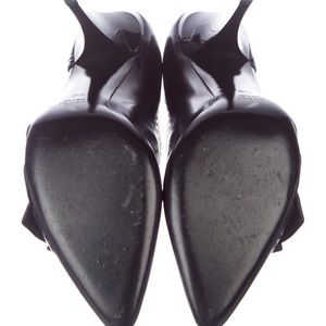 Gucci Brogue Semi d’Orsay Pumps